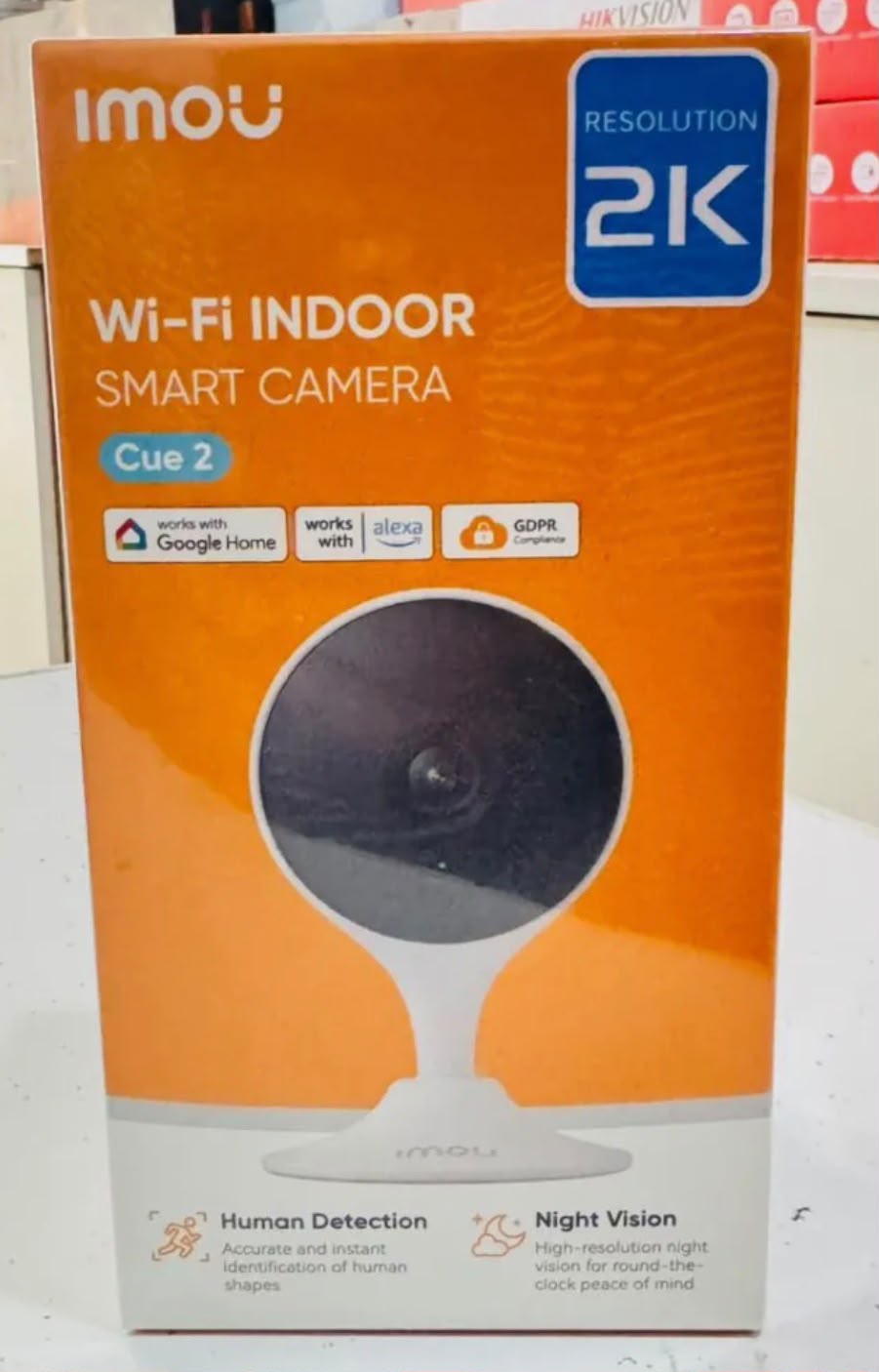 CUE 2 Smart WiFi Indoor Security Camera – Full HD 2K, Night Vision & Two-Way Audio